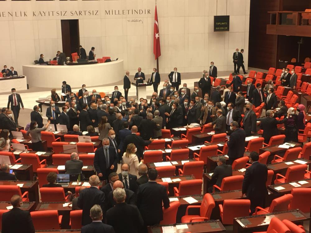 SON DAKİKA! TBMM, Enis Berberoğlu'nun gerekçeli kararını iade etti!