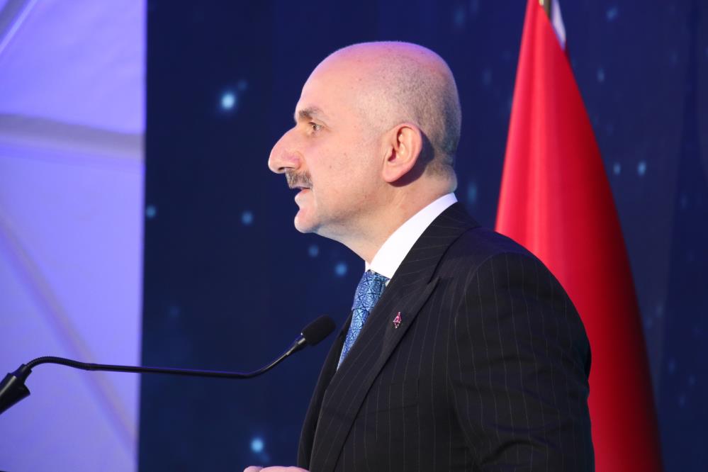 Ulaştırma ve Altyapı Bakanı Adil Karaismailoğlu, gündemi değerlendirdi: Kanal İstanbul için 2021'de önemli adımlar atılacak!