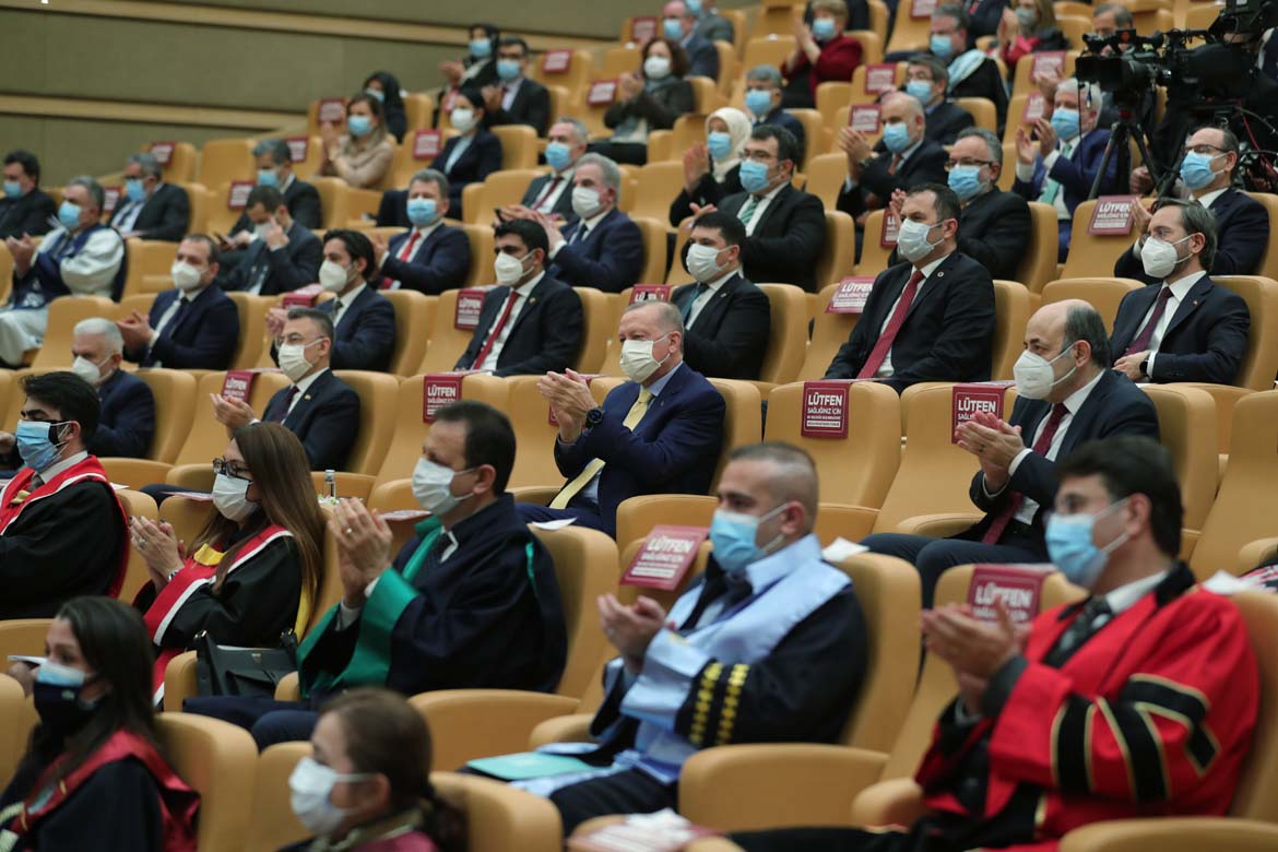 Cumhurbaşkanı Erdoğan YÖK Akademik Kariyer Liyakat projesini tanıttı: Amacımız daha şeffaf istihdamı sağlamak!
