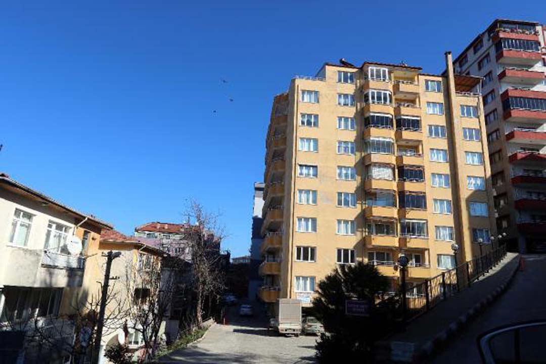 Ayşe Özgecan Usta'nın acı ölümü! 8. kattan beton zemine düştü