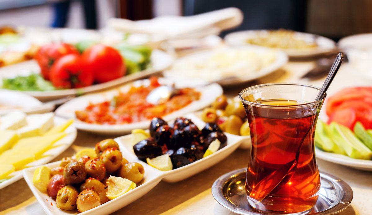 Rüyada Kahvaltı Yapmak / Rüyada Kahvaltı Görmek Tabiri