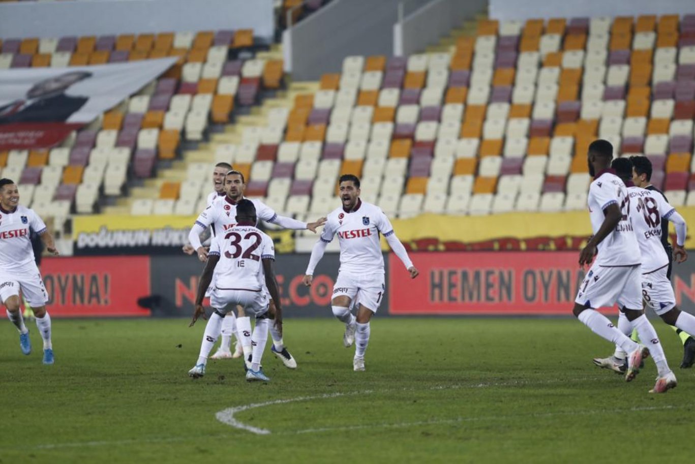  Yeni Malatyaspor - Trabzonspor maçında muhteşem gol!