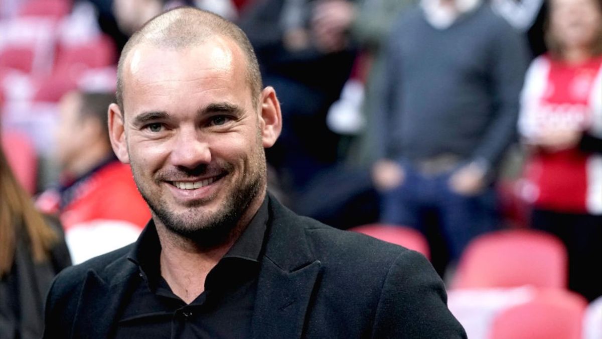 Wesley Sneijder, Hollanda takımı Den Bosch'u satın almak istiyor!