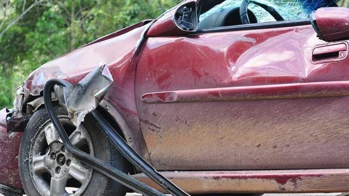 Rüyada araba kazası atlatmak | Rüyada araba kazası yapmak ve kurtulmak