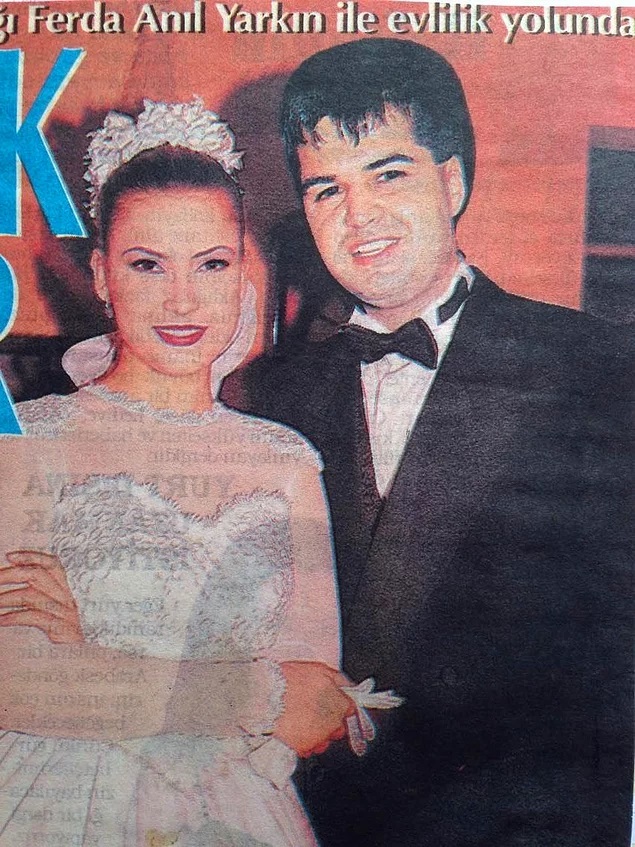 Ferda Anıl Yarkın kimdir? Kaç yaşında? Nereli? Evli mi? Eşi kim? Ferda Anıl Yarkın şarkıları