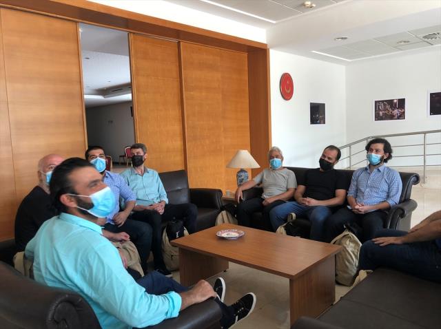 Nijerya'da serbest bırakılan Türk gemicilerden sevindiren haber! 