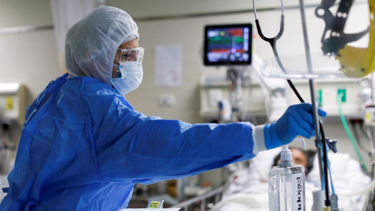 Peru'da eski Devlet Başkanı gizlice aşı oldu! Olay duyulunca Sağlık Bakanı istifa etti!