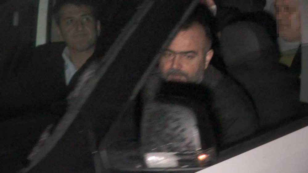 Ayrıldığı sevgilisini öldürüp cesedini rehin aldı, yakınlarına ve polise ateş açtı!