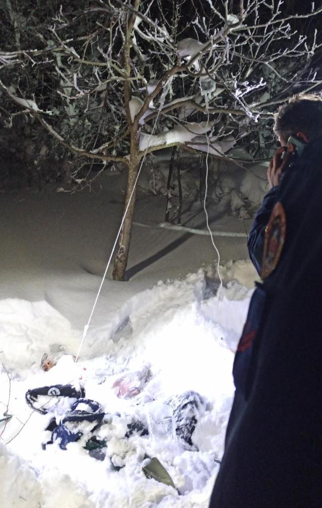 Doktor Mustafa Yalçın'ın cesedi kar altına bulundu: Kendisine bağladığı serumla intihar etmiş!