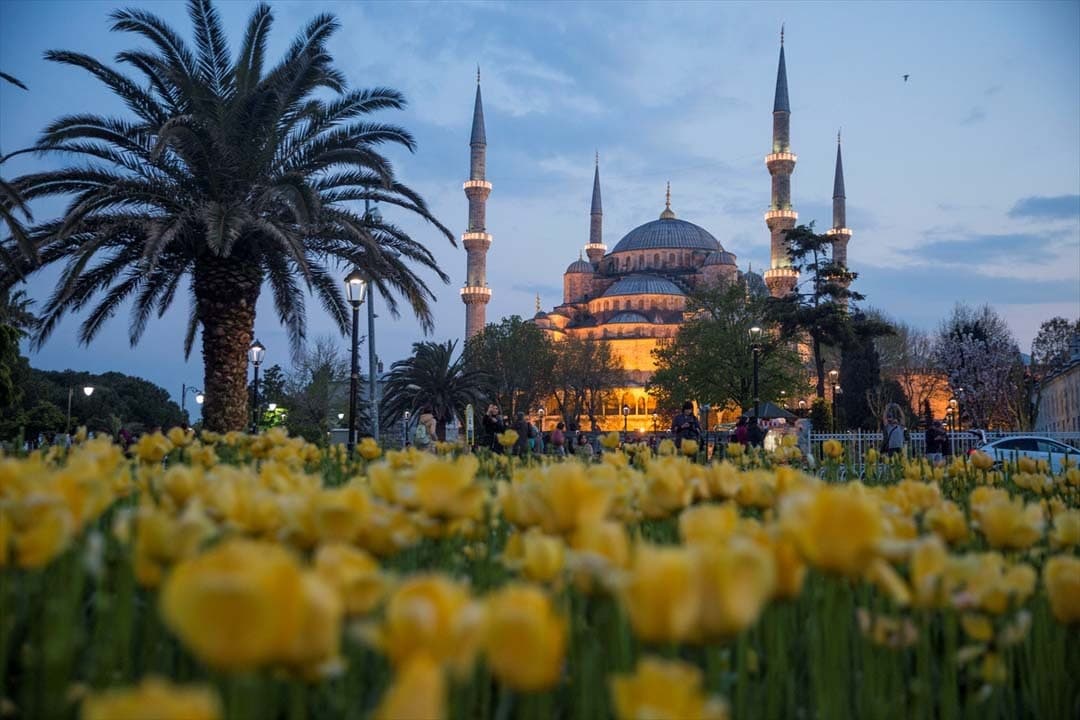 Sevgiliye , flörte, eşe, karıya, kocaya Regaip Kandili mesajları 2023 | Regaip Kandili mesajları 2023