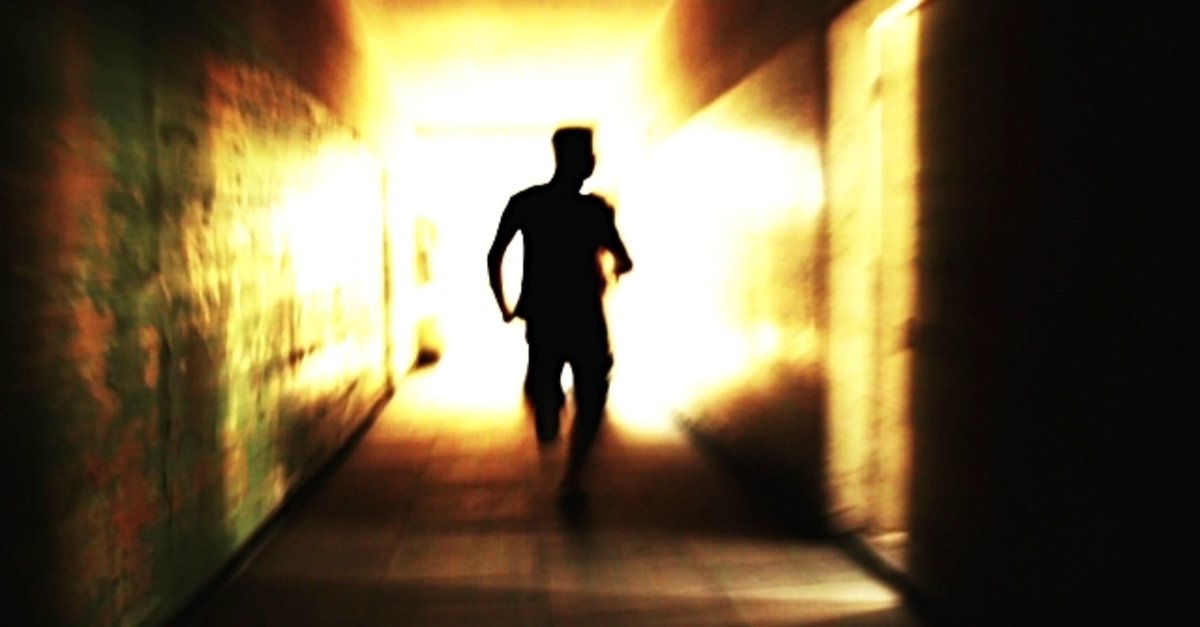 Rüyada bombadan kaçmak