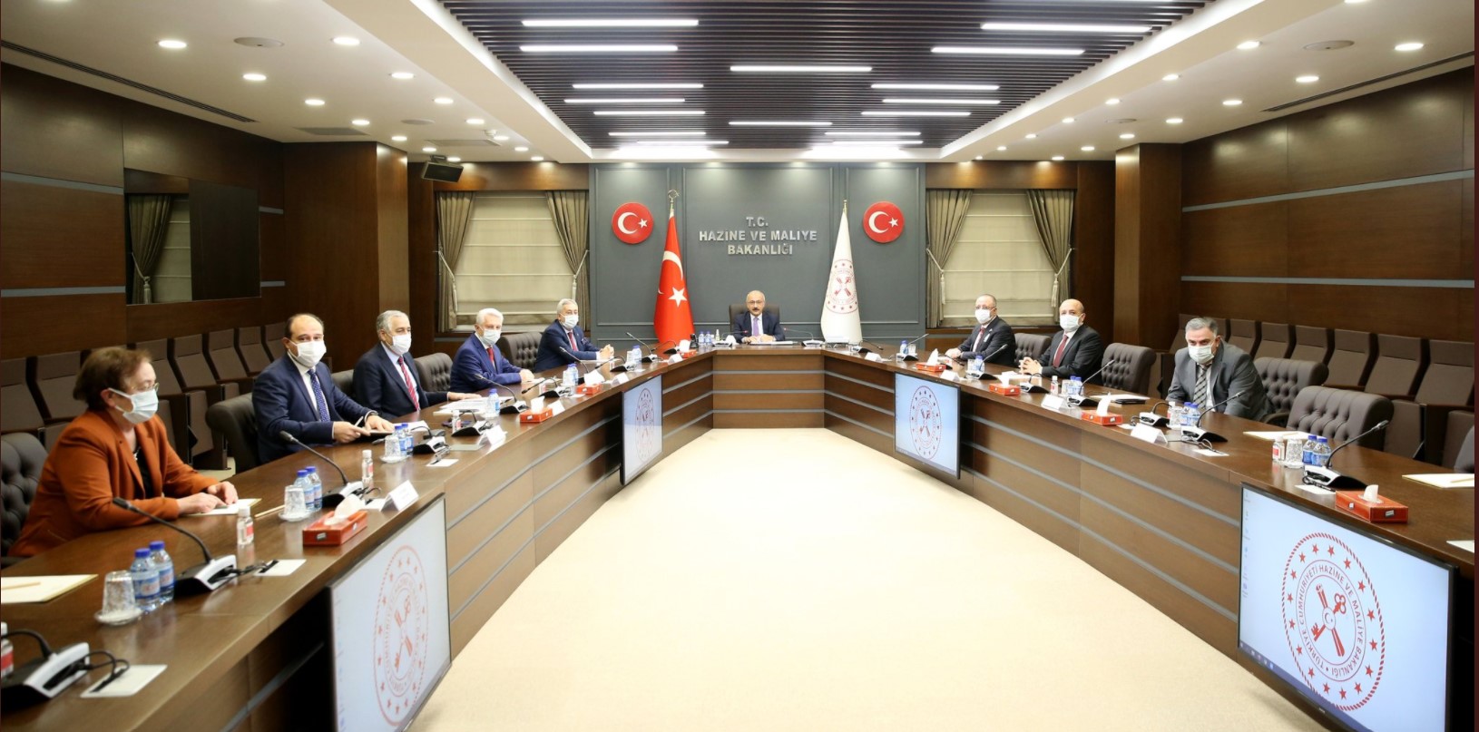 SON DAKİKA! Maliye Bakanı Lütfi Elvan'dan esnafa destek açıklaması!