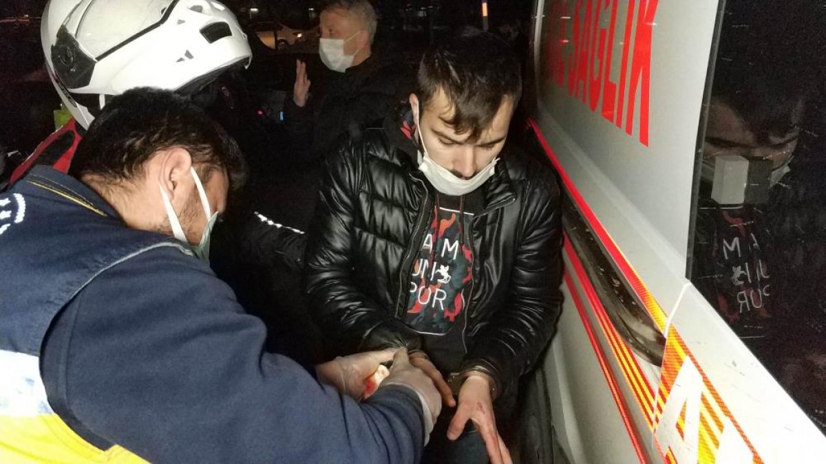 Samsunda akılalmaz olay! 5 tl vermediği için bıçaklandı!