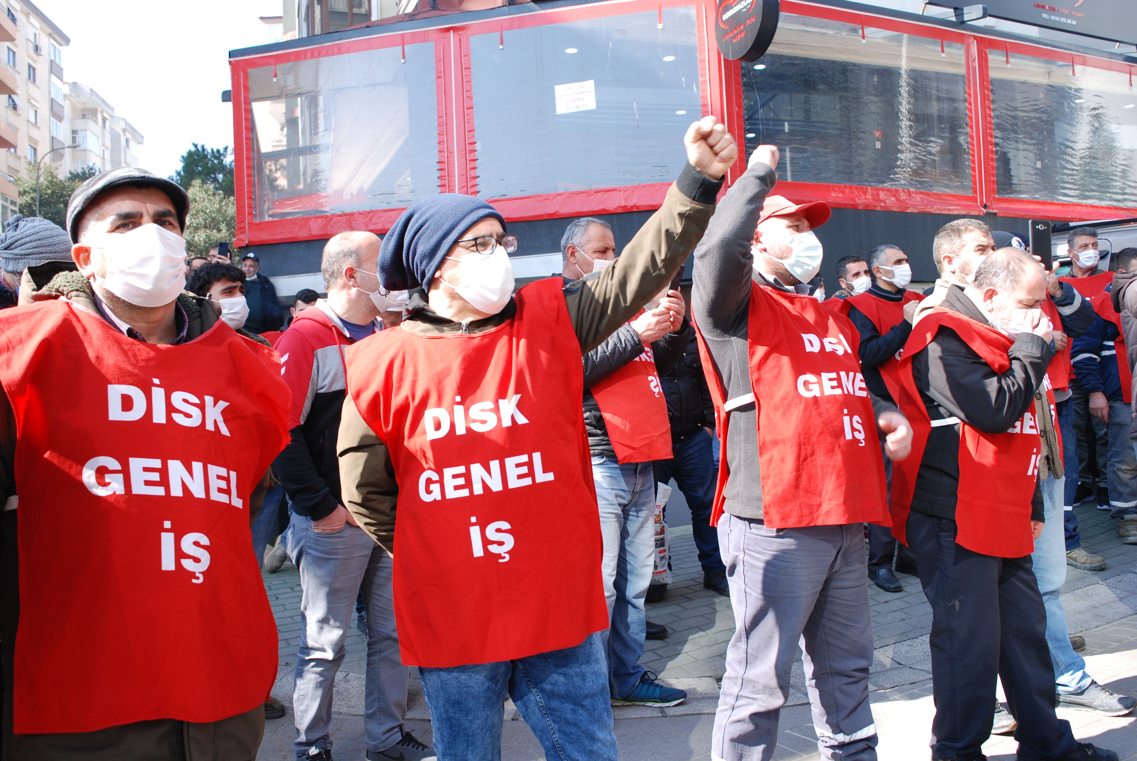 CHP'li Kartal Belediyesinde kriz! İşçiler grev kararı aldı 
