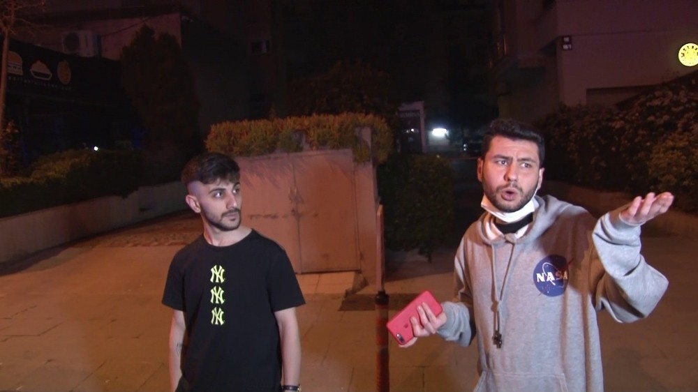 Kadıköy’de yasağı hiçe saydılar! Kaza yapına yakayı ele verdiler