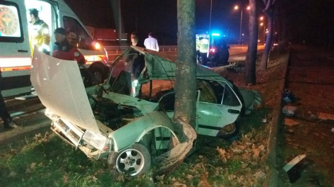 Sakarya'da feci kaza! Anne ve baba öldü, 4 çocuk yaralandı