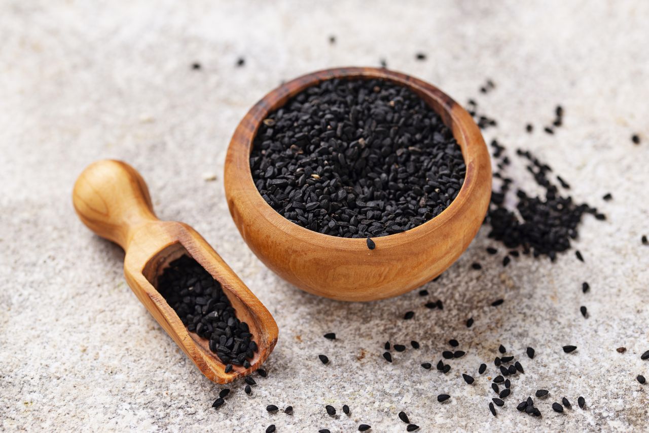 Çörek otu sağlığa faydaları - zararları | Çörek otu nasıl tüketilir, nerelerde kullanılır?