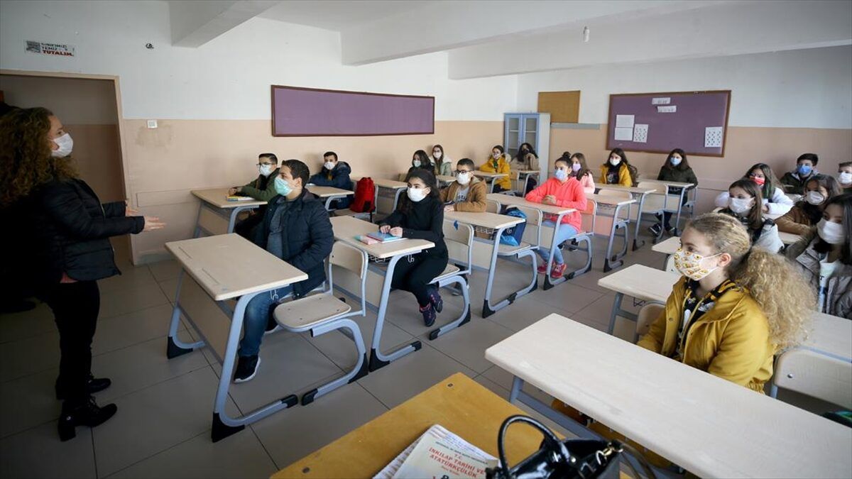 Yüz yüze eğitimde uyulması gereken kurallar belirlendi!