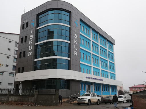 İŞKUR internet şubesine giriş ve İŞKUR’a kayıt olma! İŞKUR’a kayıt olma koşulları nelerdir?