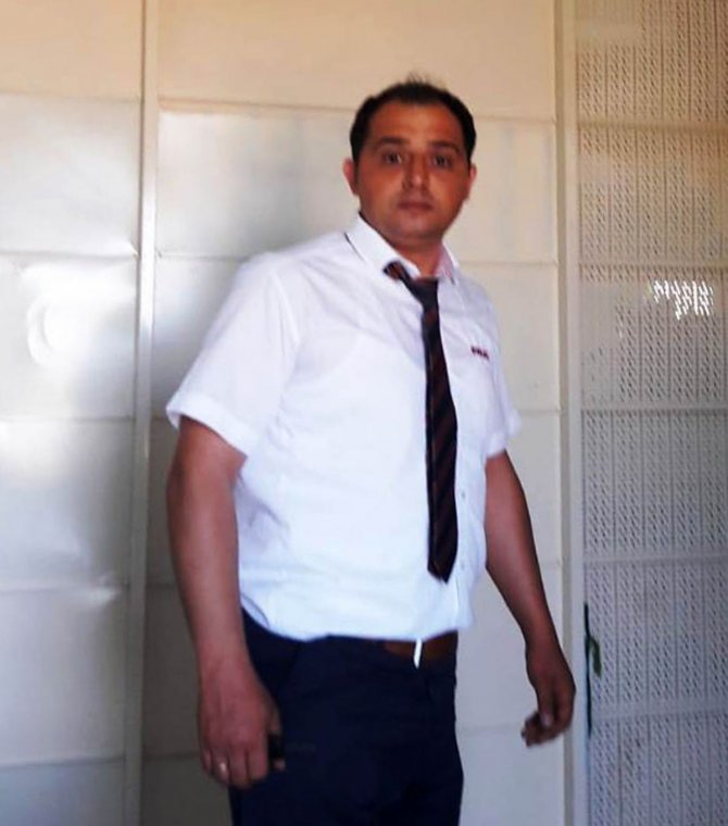 Şizofreni hastası çocuk annesini öldürdü!