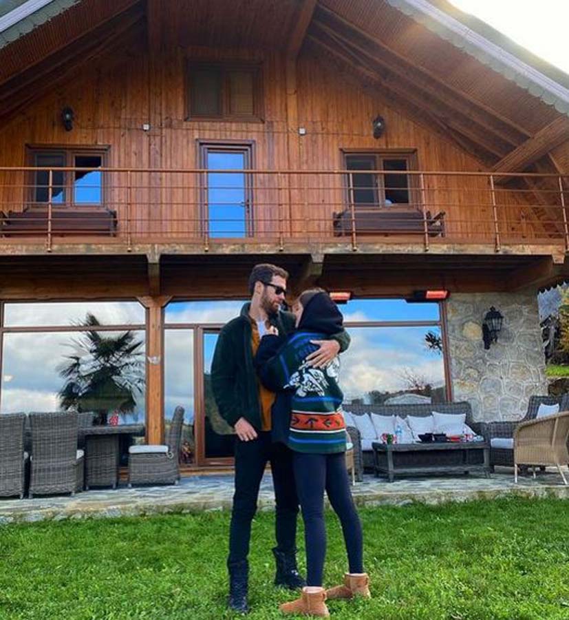 Ezgi Eyüboğlu kimdir? Kaç yaşında? Nereli? Dizileri, filmleri ne?