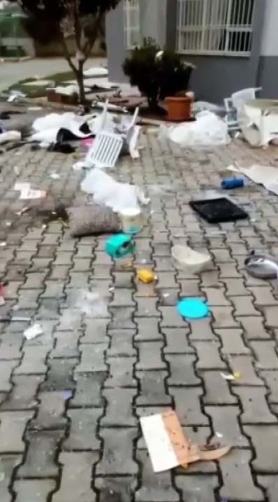 Antalya'da intihar girişimi! İlk önce eşyalarını ardından kendini atmaya çalıştı