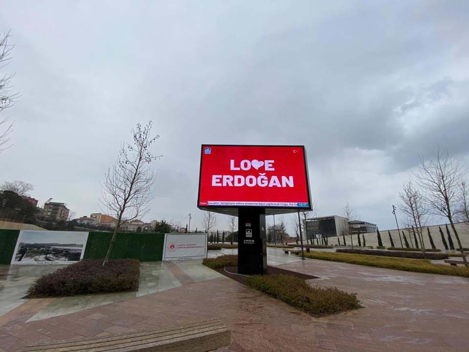 Pendik Belediye Başkanı Ahmet Cin'den Love Erdoğan paylaşımı