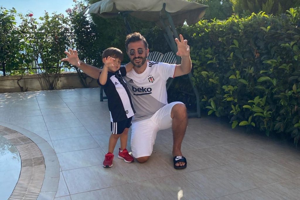 Bülent Uslu kimdir ? Kaç yaşında? Nereli? Hangi takımlı? Ne iş yapar?