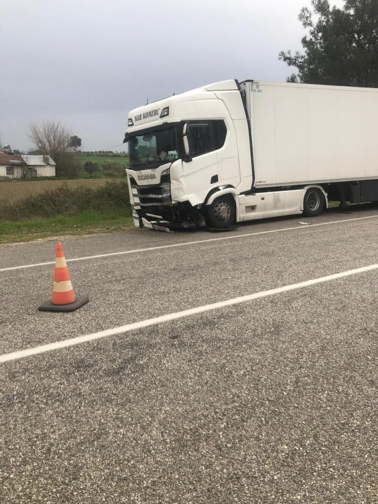 SON DAKİKA! Muğla'da TIR'la otomobil çarpıştı: Aynı aileden 5 kişi hayatını kaybetti