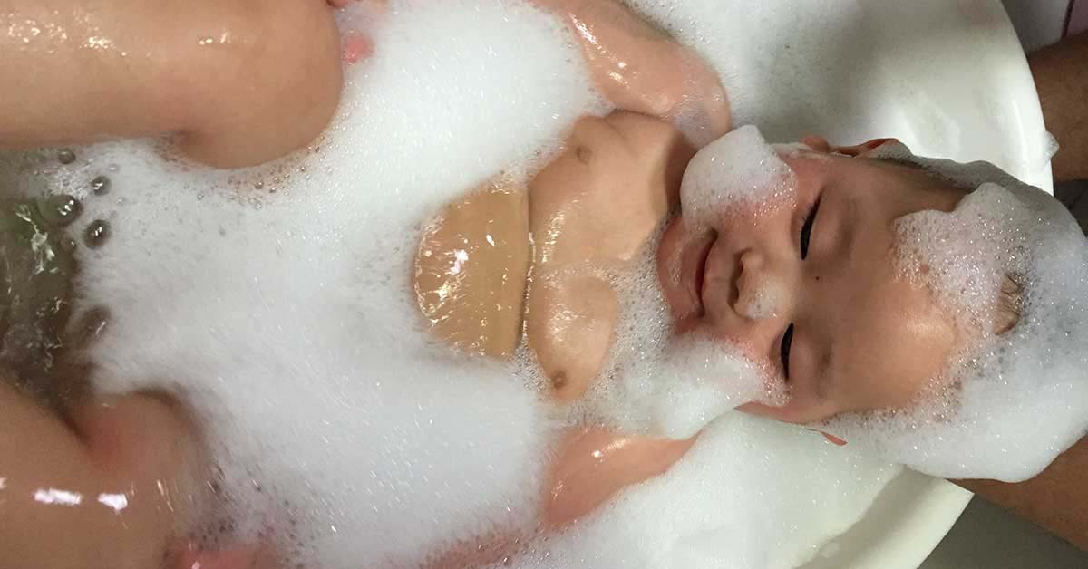 Rüyada birini yıkamak