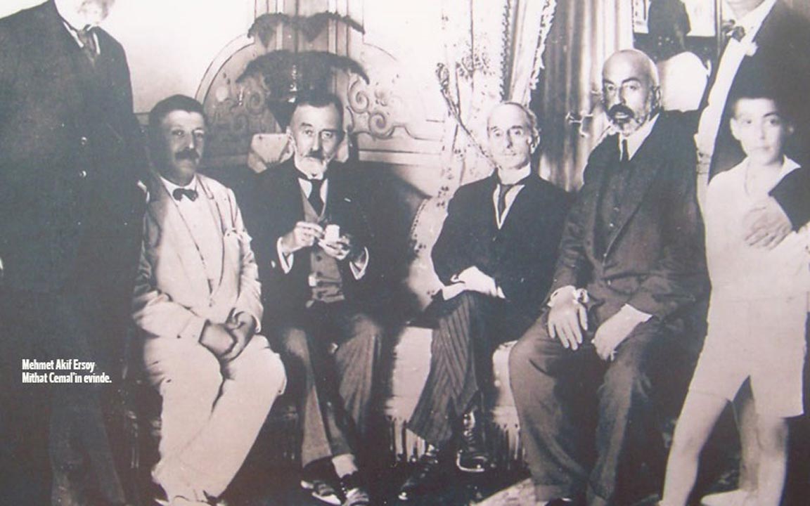 Mehmet Akif Ersoy kimdir, nerede doğdu? Kaç yaşında, neden öldü? Mezarı nerede? İşte Mehmet Akif Ersoy'un hayatı ve eserleri