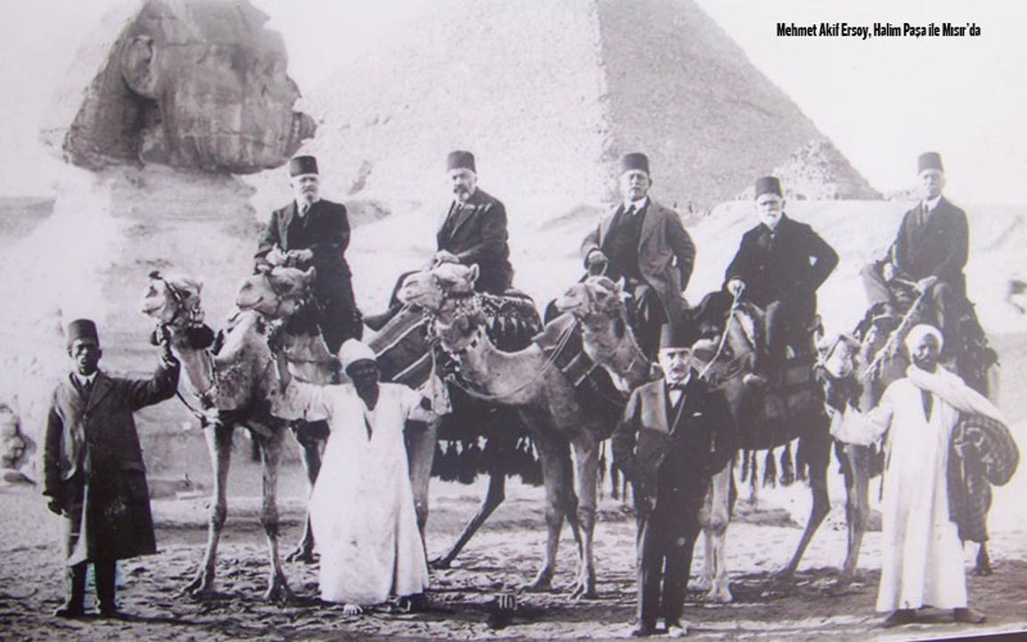 Mehmet Akif Ersoy kimdir, nerede doğdu? Kaç yaşında, neden öldü? Mezarı nerede? İşte Mehmet Akif Ersoy'un hayatı ve eserleri