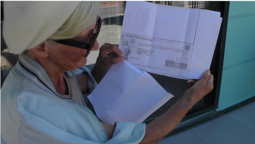 Yıllarca ABDde yaşayan kadın Türkiye'ye geldiğinde kağıt üzerinde ölü olduğunu öğrendi