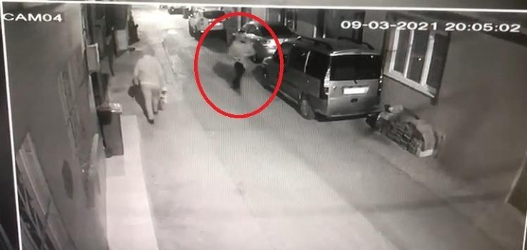 Radyo programcısı, yayınını beğenmeyen bir dinleyici tarafından silah ile öldürüldü