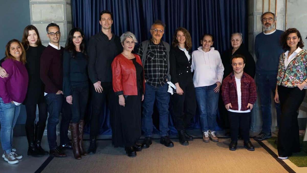 Camdaki Kız dizisi hangi gün oynuyor, saat kaçta, hangi kanalda? Camdaki Kız dizisi nerede çekiliyor?