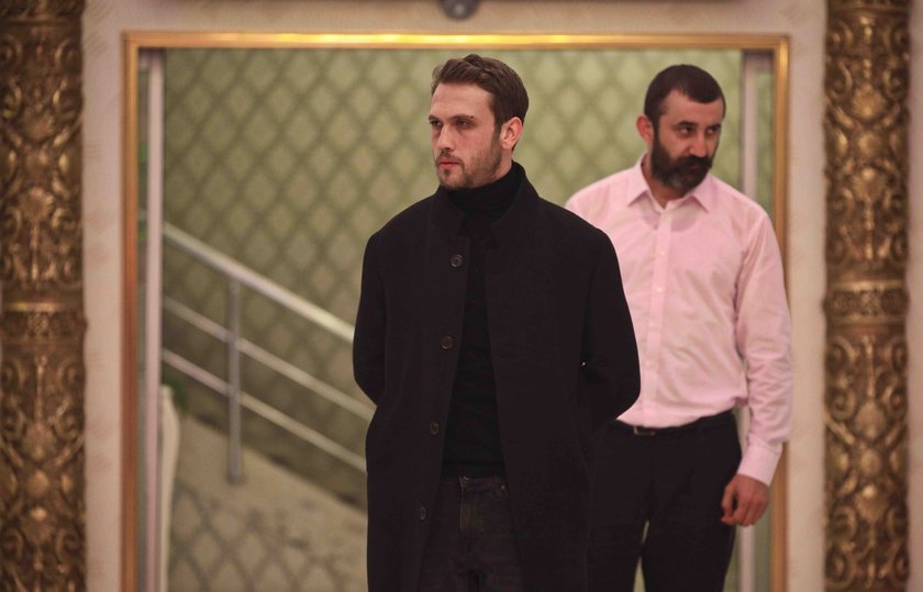 22 Mart Pazartesi Show TV Yayın Akışı |Çukur yeni bölümüyle Show'da