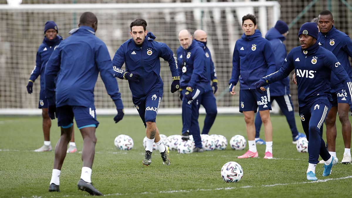 Fenerbahçe'de sancılı geçen Erol Bulut dönemi sona eriyor! Teknik direktör adayları belli oldu! İşte listedeki isimler...
