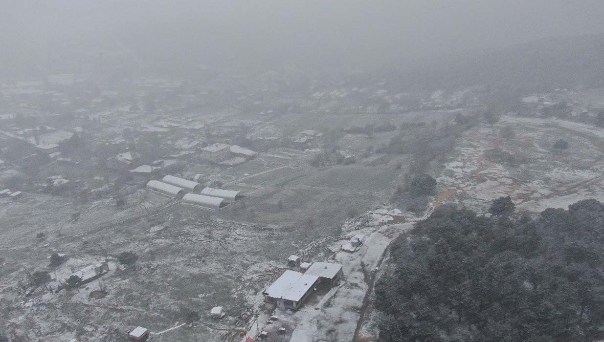 Kar yağışı ve kazalar İstanbul trafiğini kilitledi: Yoğunluk yüzde 60’a ulaştı