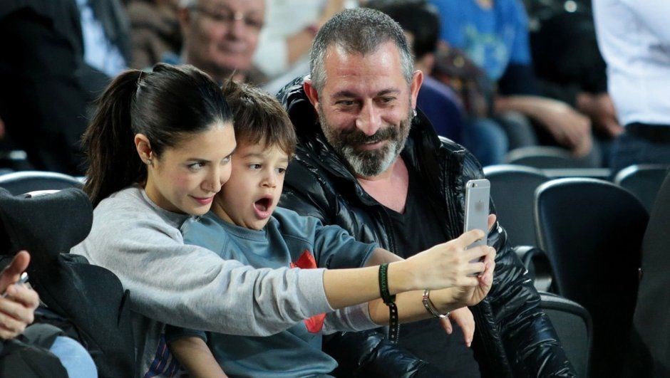 Cem Yılmaz kimdir? Nereli, kaç yaşında? Evli mi? Hangi filmlerde rol aldı? 