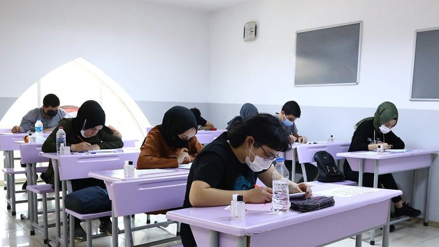 Ortaokul sınavları ertelendi mi? | Sınavlar ertelendi mi? | Ortaokullarda yüz yüze sınav tarihi değişti mi?