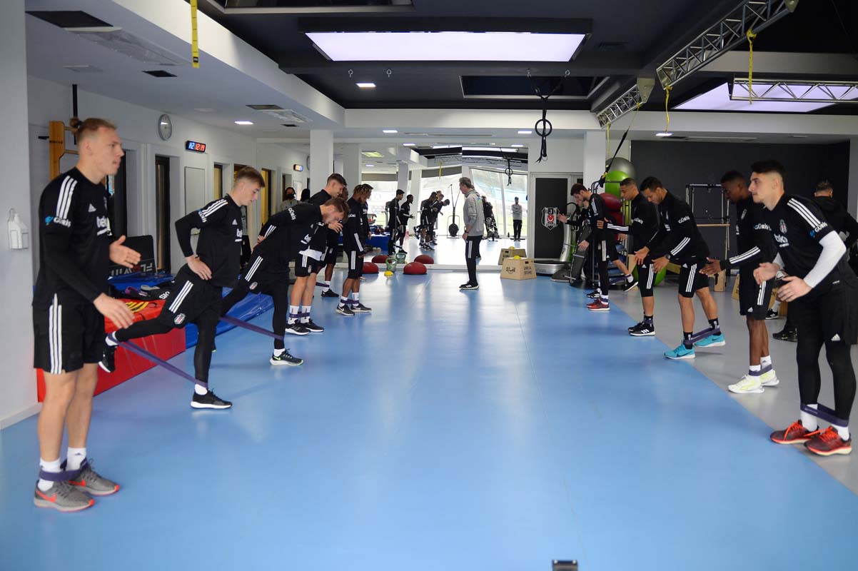 Beşiktaş'ta Fenerbahçe maçı sonrası koronavirüs alarmı! 