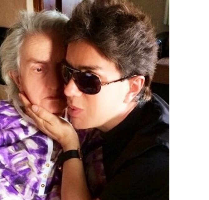 Yılmaz Morgül'ün Alzheimer hastası olan annesi kansere yakalandı!