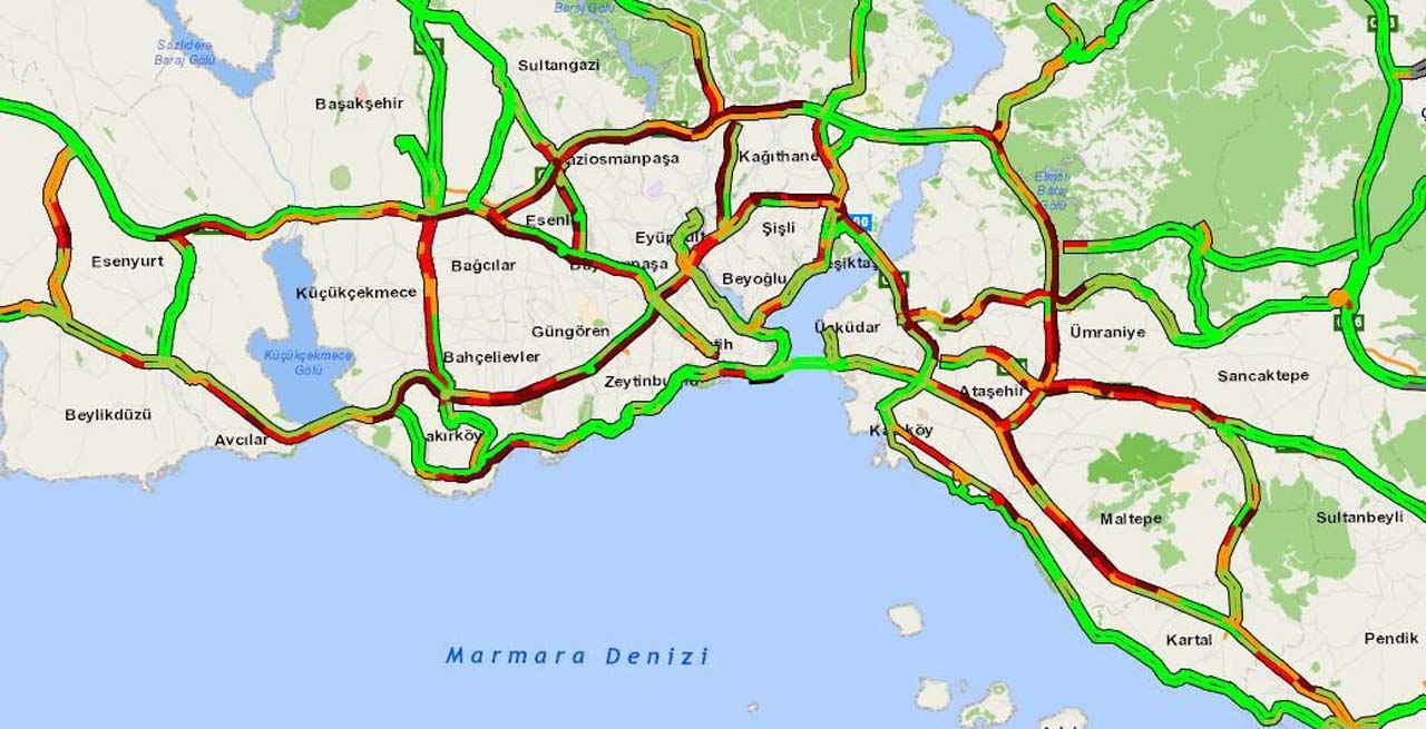Kar yağışı aniden bastırdı! İstanbul'da trafik kilitlendi