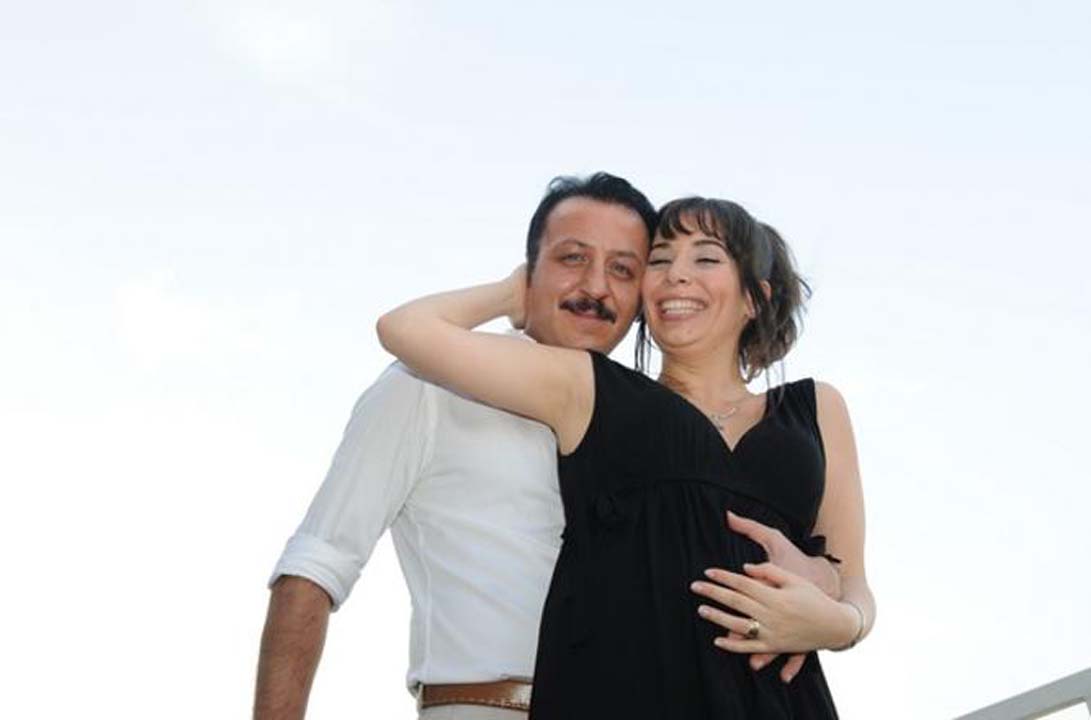 Esra Ronabar kimdir, nereli ve kaç yaşında? 