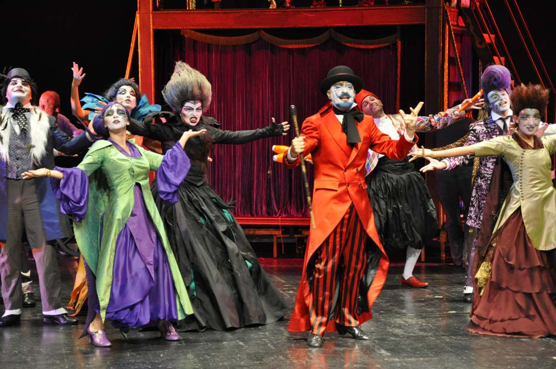 Dünya Tiyatrolar Günü resimli, kutlama mesajları 2021 