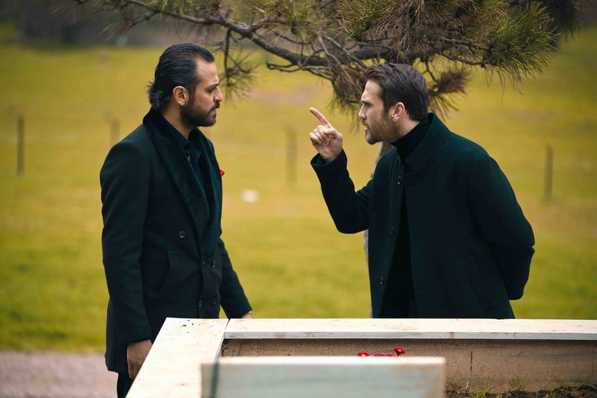 29 Mart 2021 Pazartesi Show TV Yayın Akışı |Çukur yeni bölümüyle Show'da