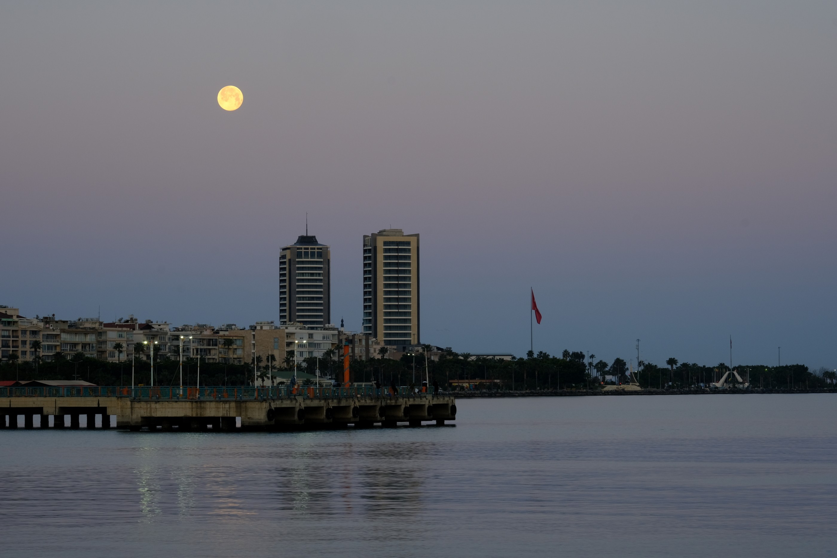 Görenleri büyüleyen gök olayı: Süper Ay