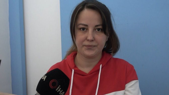 Bursa'da 10 yaşındaki çocuk otomobil hırsızına engel oldu!