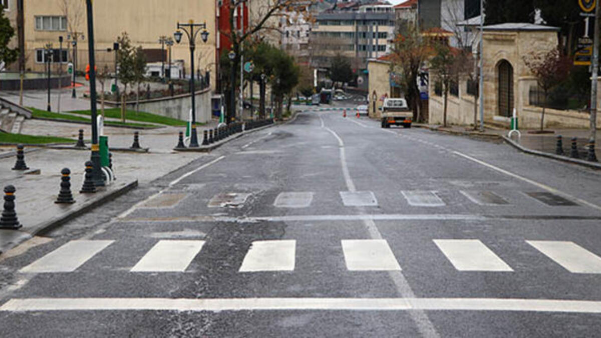 Cumartesi yasak var mı İzmir? Hafta sonu İzmir sokağa çıkma yasağı 3-4 Nisan