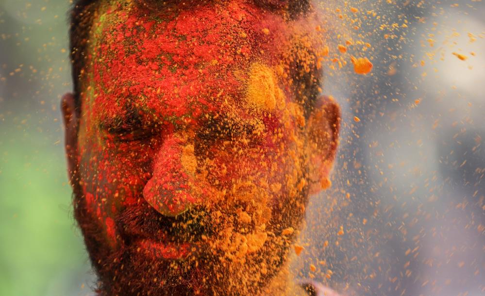 Holi festivalinde vahşet 41 ölü 38 yaralı